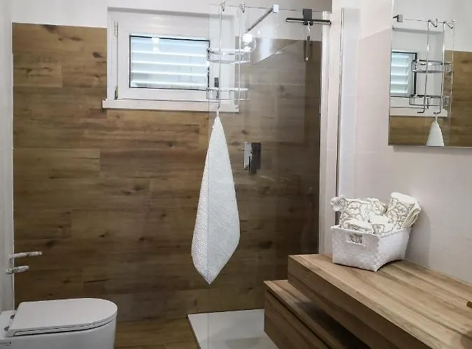 Maria فندق مبيت وإفطار 4*